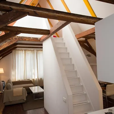 Rembrandtplein Bed & Breakfast Amsterdam