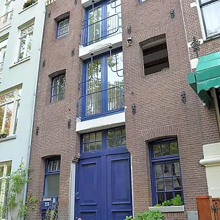 Rembrandtplein 3*