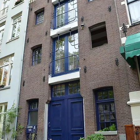 Rembrandtplein 3*