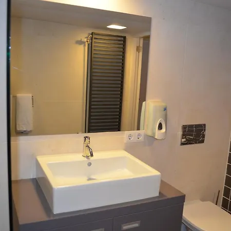 Rembrandtplein بيت ضيافة