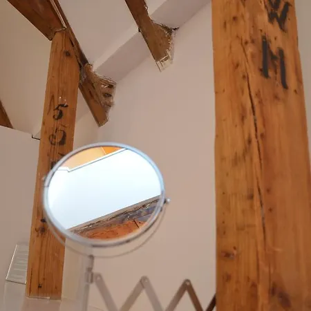 Bed & Breakfast Rembrandtplein 3*
